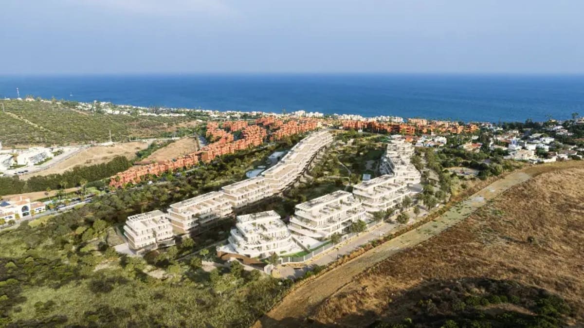 2 soverom Leilighet til salgs i Buenas Noches med svømmebasseng garasje - € 449 000 (Ref: 8692846)
