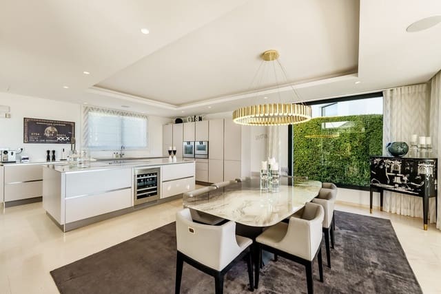 7 chambre Villa/Maison à vendre à Los Naranjos, Marbella avec piscine garage - 4 750 000 € (Ref: 8747602)