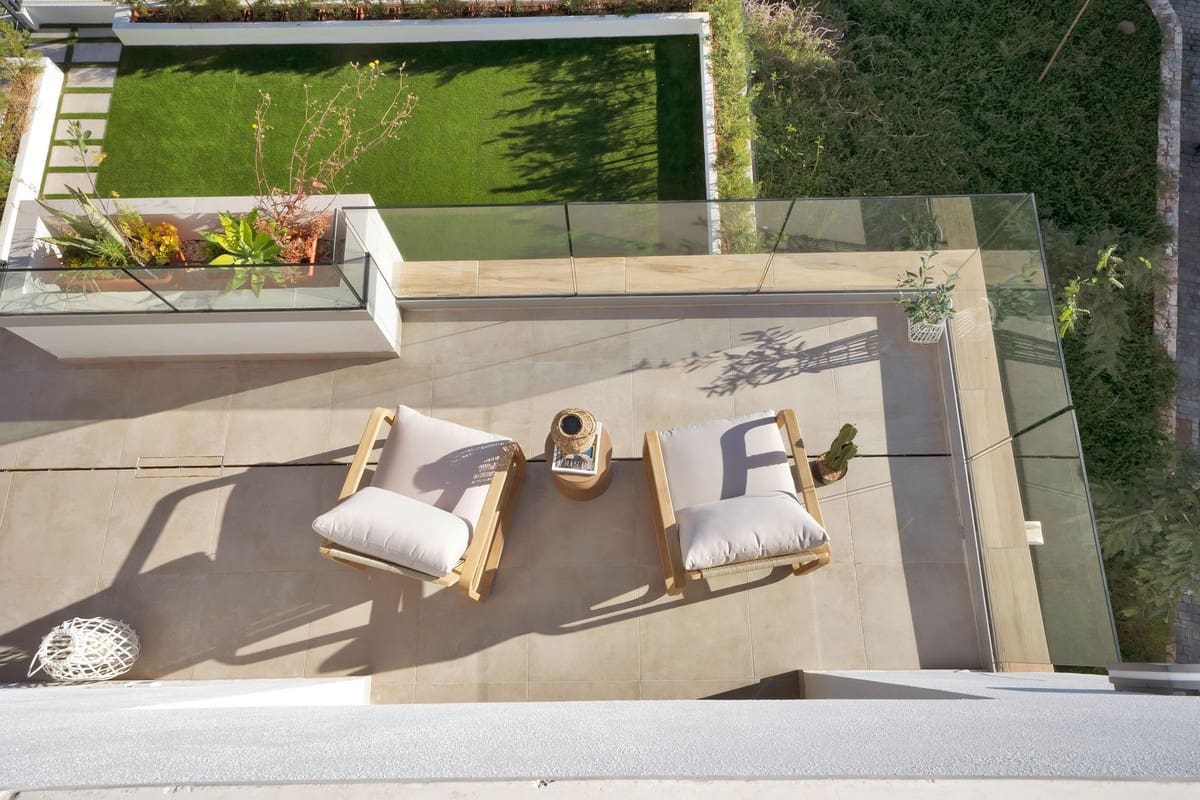 3 makuuhuone Kattohuoneisto myytävänä paikassa Estepona mukana uima-altaan 
autotalli - 999 000 € (Ref: 8757531)