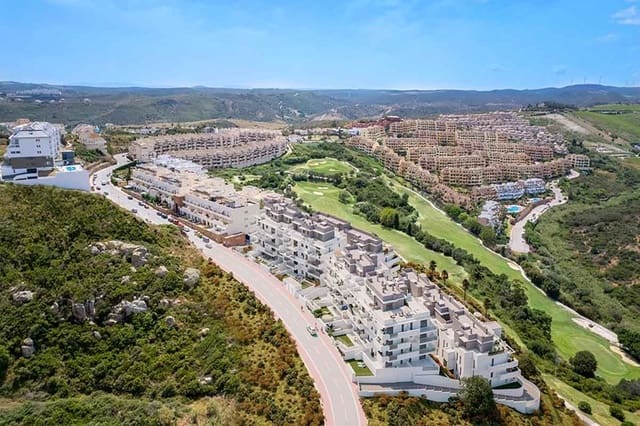 3 soveværelse Lejlighed til salg i La Duquesa / Puerto de la Duquesa, Manilva med swimmingpool garage - € 374.000 (Ref: 8770270)