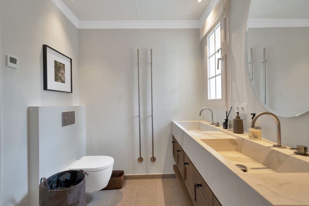 7 soverom Villa til salgs i Puerto Banus med svømmebasseng garasje - € 2 395 000 (Ref: 8885864)