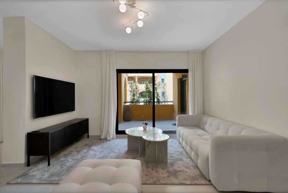 4 quarto Apartamento para venda em San Pedro de Alcantara com piscina - 695 000 € (Ref: 8948574)