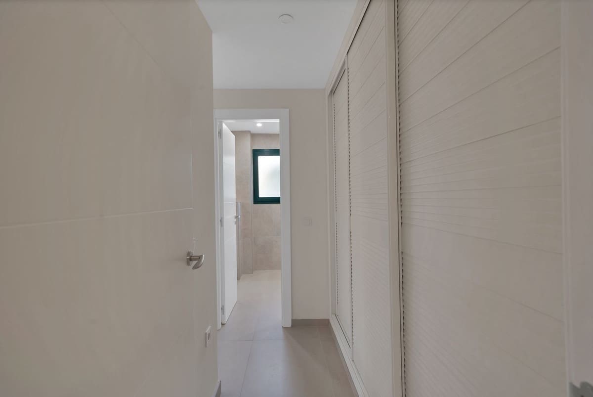 4 quarto Apartamento para venda em San Pedro de Alcantara com piscina - 695 000 € (Ref: 8948574)