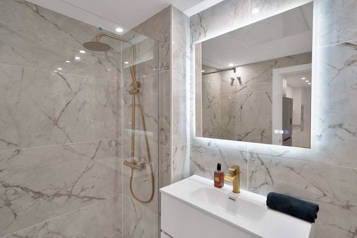 4 quarto Apartamento para venda em San Pedro de Alcantara com piscina - 695 000 € (Ref: 8948574)