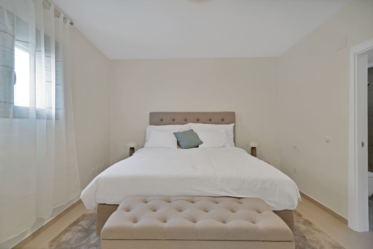 4 quarto Apartamento para venda em San Pedro de Alcantara com piscina - 695 000 € (Ref: 8948574)