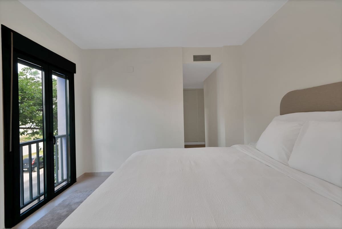 4 quarto Apartamento para venda em San Pedro de Alcantara com piscina - 695 000 € (Ref: 8948574)