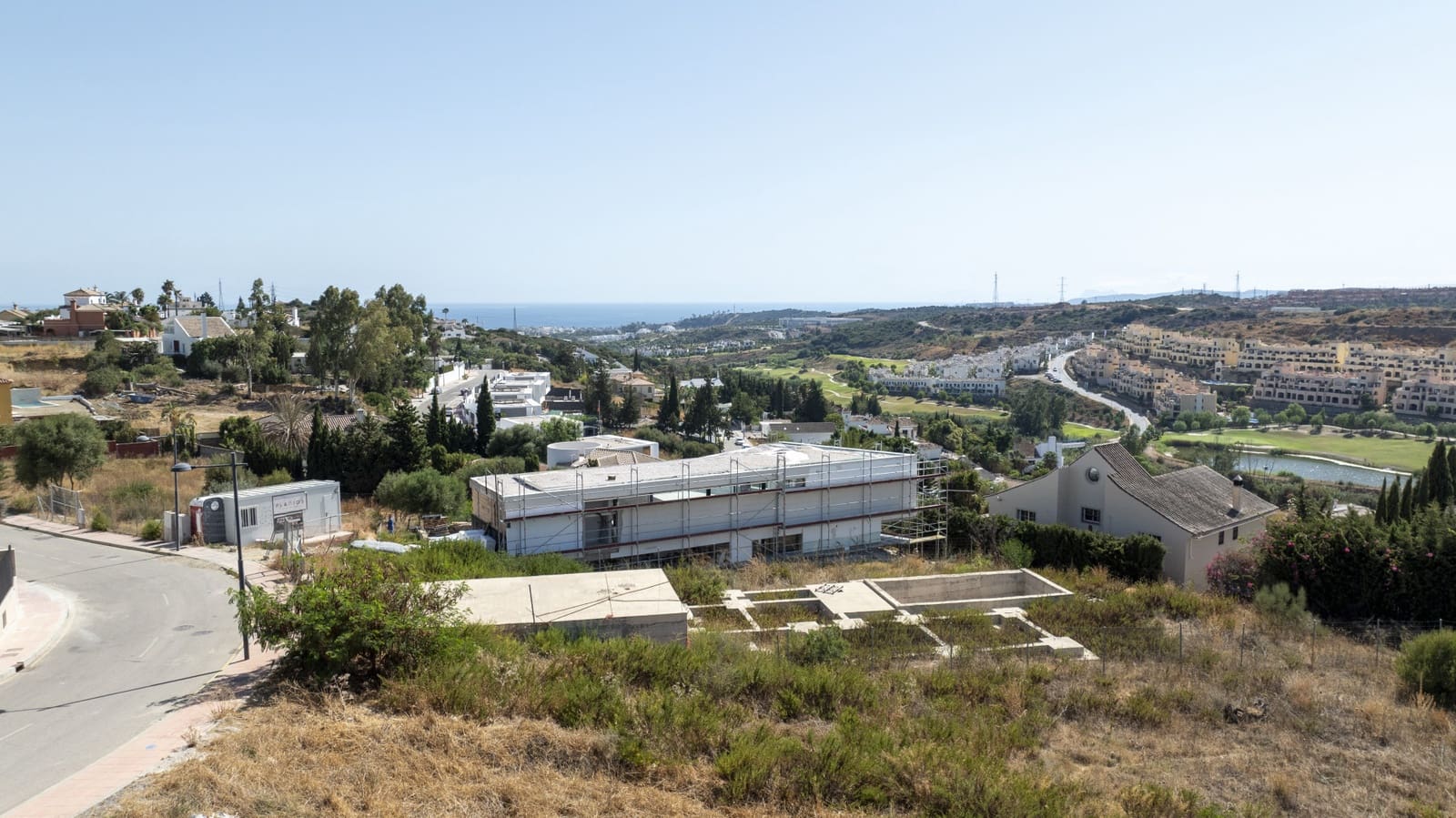 Byggetomt til salgs i Estepona - € 350 000 (Ref: 8985578)