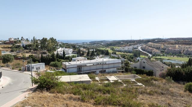 Solar/Parcela en Valle Romano Golf, Estepona en venta - 350.000 € (Ref: 8985578)