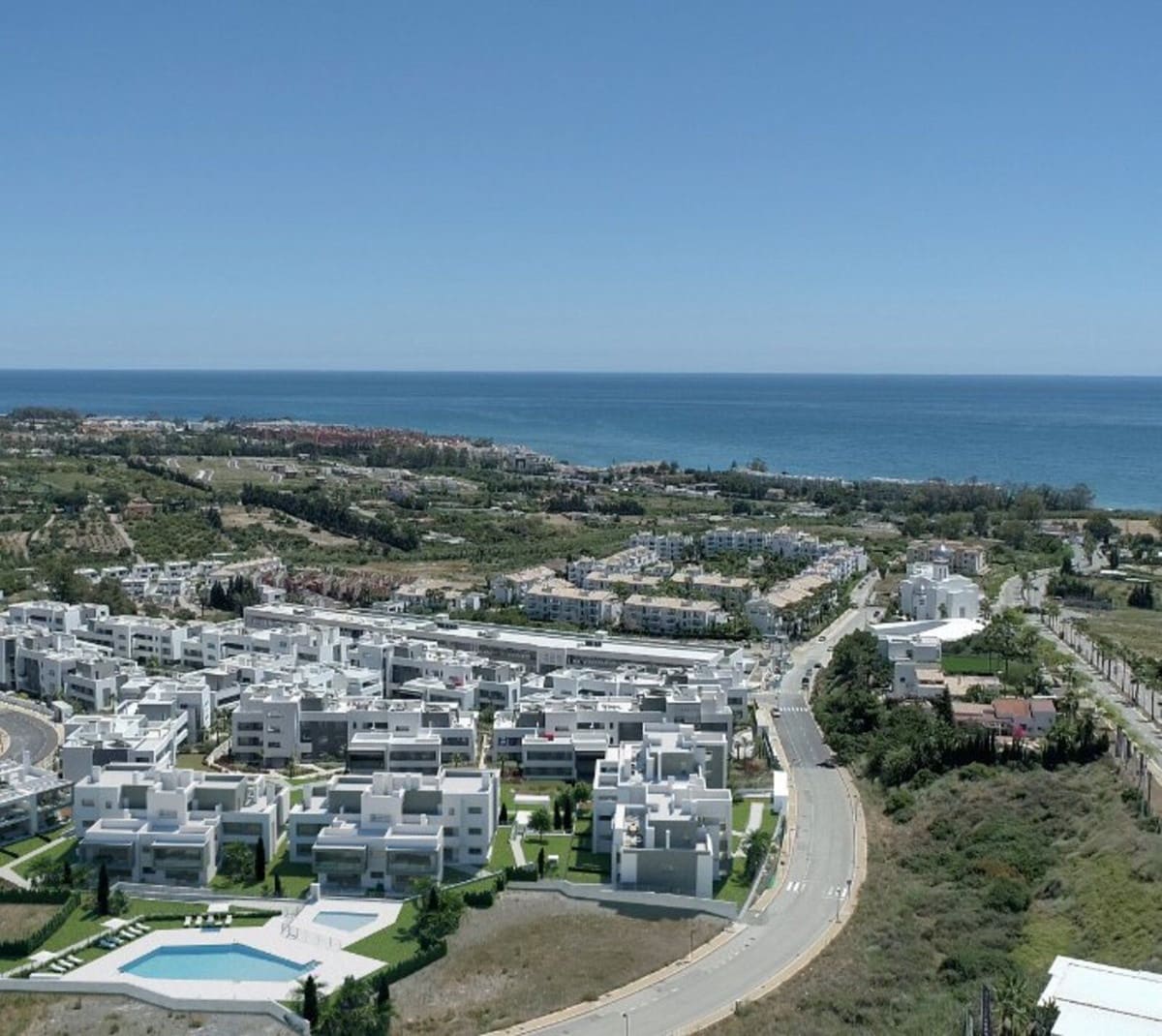 2 sypialnia Apartament na sprzedaż w Estepona z basenem garażem - 407 000 € (Ref: 9007614)