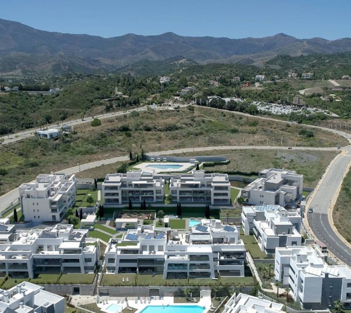 2 sypialnia Apartament na sprzedaż w Estepona z basenem garażem - 407 000 € (Ref: 9007614)