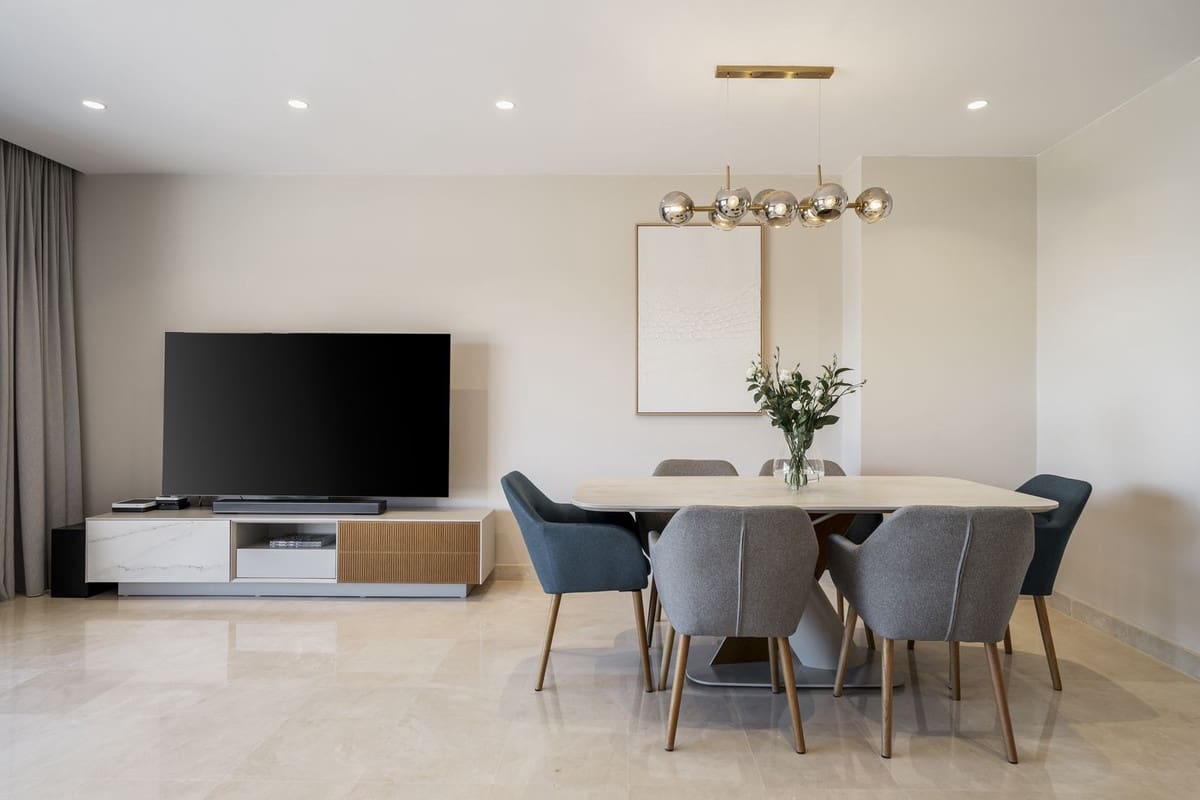 3 soverom Leilighet til salgs i Estepona med svømmebasseng garasje - € 990 000 (Ref: 9031305)