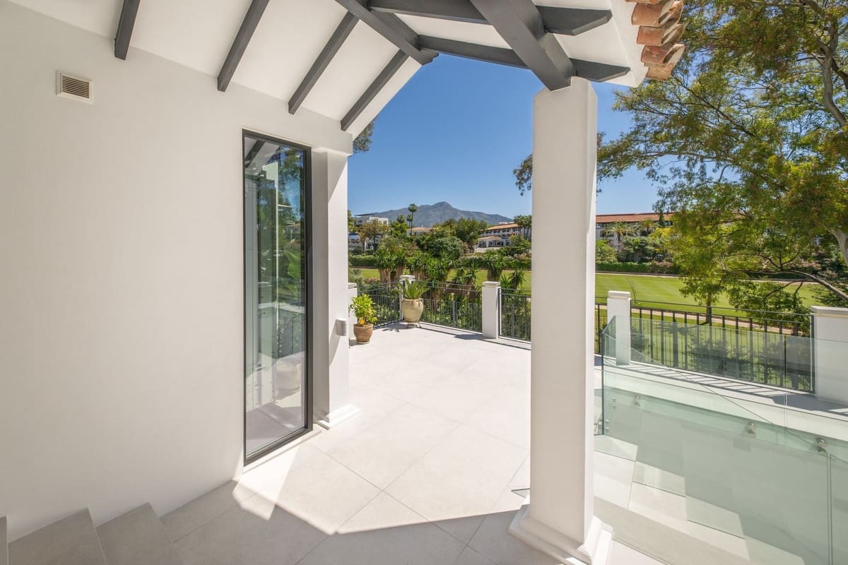 5 soveværelse Villa til salg i Benahavis med swimmingpool garage - € 6.495.000 (Ref: 9059032)