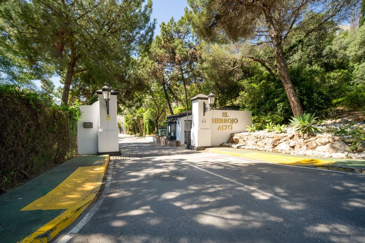 5 soveværelse Villa til salg i Benahavis med swimmingpool garage - € 6.495.000 (Ref: 9059032)