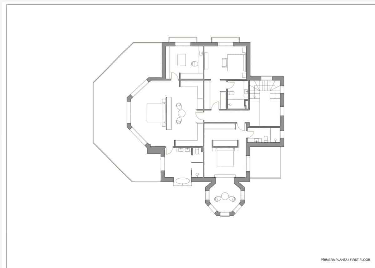 5 soveværelse Villa til salg i Nueva Andalucia med swimmingpool garage - € 8.900.000 (Ref: 9059034)