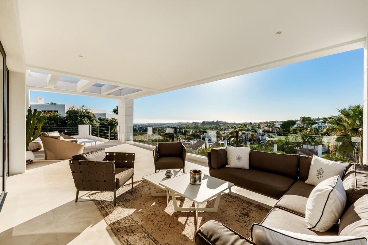 7 sypialnia Willa na sprzedaż w Nueva Andalucia z basenem garażem - 4 450 000 € (Ref: 9059036)