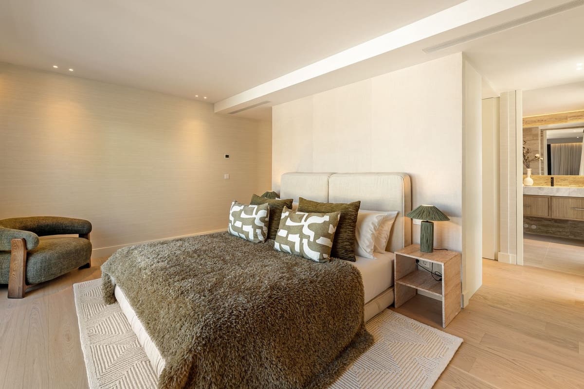 6 soveværelse Villa til salg i Marbella med swimmingpool garage - € 8.650.000 (Ref: 9062180)