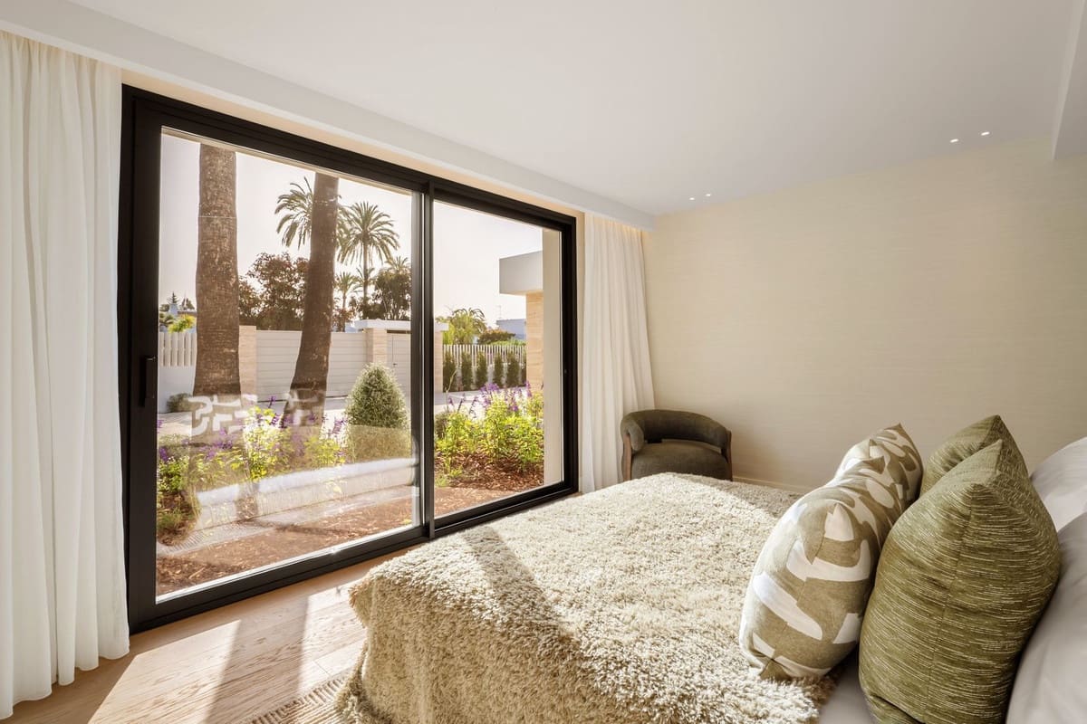 6 soveværelse Villa til salg i Marbella med swimmingpool garage - € 8.650.000 (Ref: 9062180)