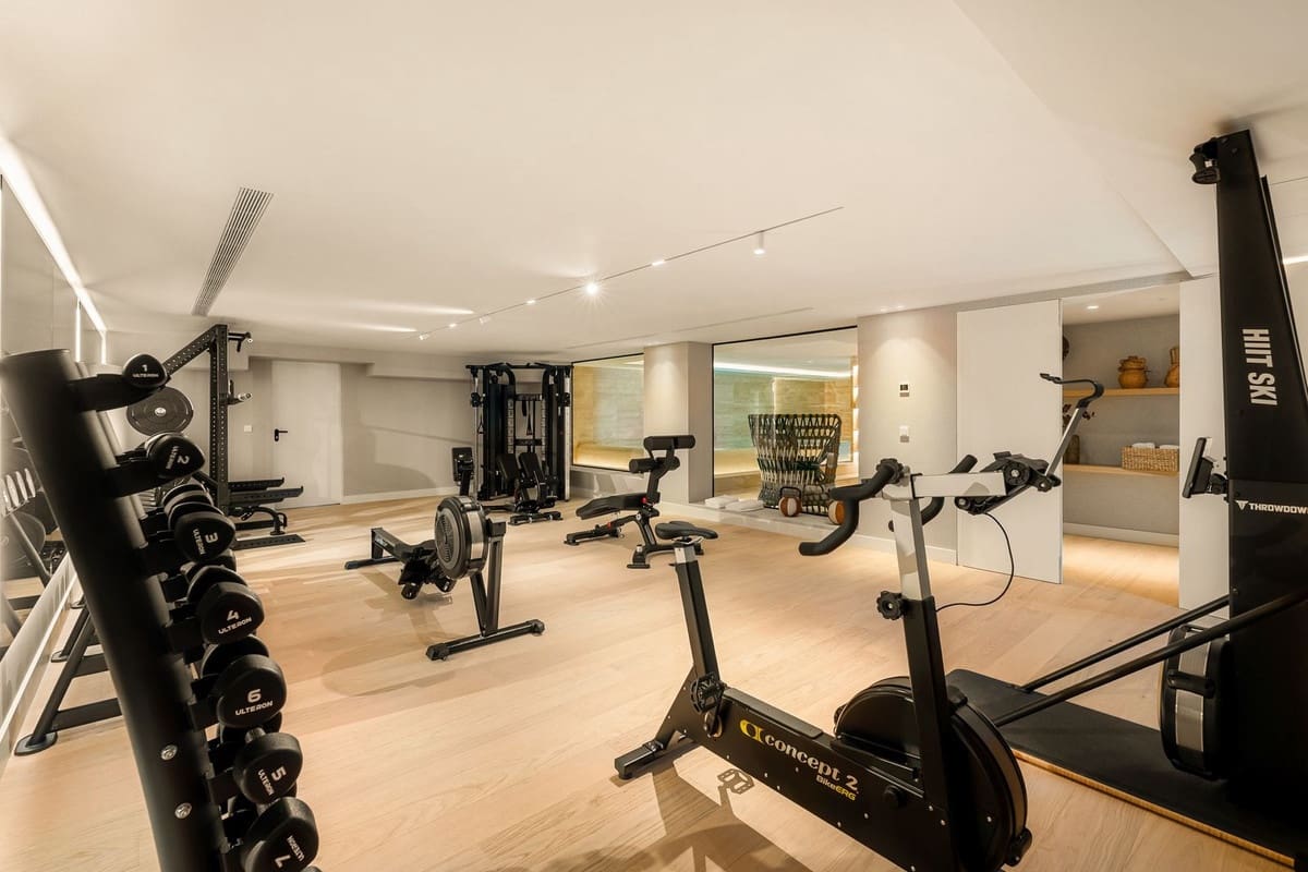 6 soveværelse Villa til salg i Marbella med swimmingpool garage - € 8.650.000 (Ref: 9062180)