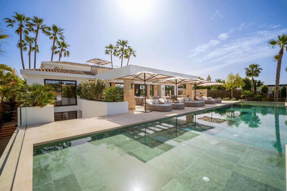 6 soverom Villa til salgs i Marbella med svømmebasseng garasje - € 8 650 000 (Ref: 9062180)