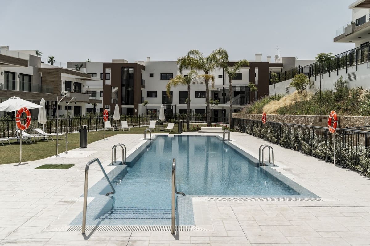 3 soveværelse Penthouse til salg i Benahavis med swimmingpool garage - € 925.000 (Ref: 9077813)