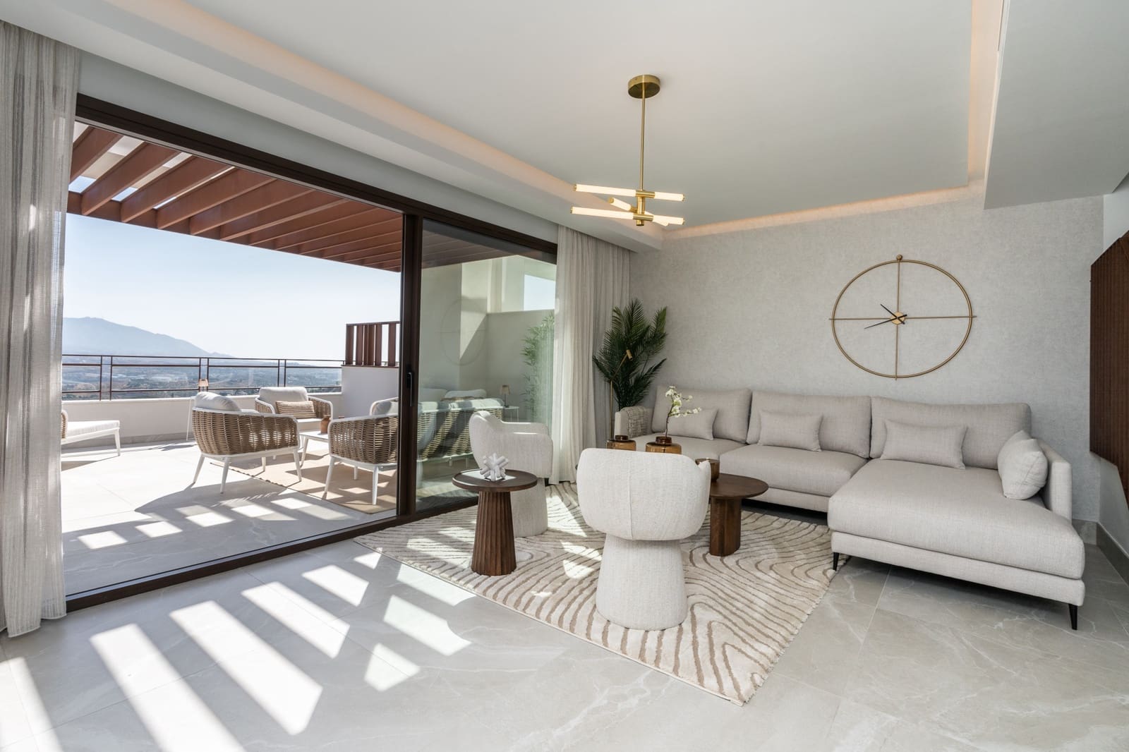 3 soverom Hus til salgs i Mijas Costa med svømmebasseng garasje - € 631 000 (Ref: 9141446)