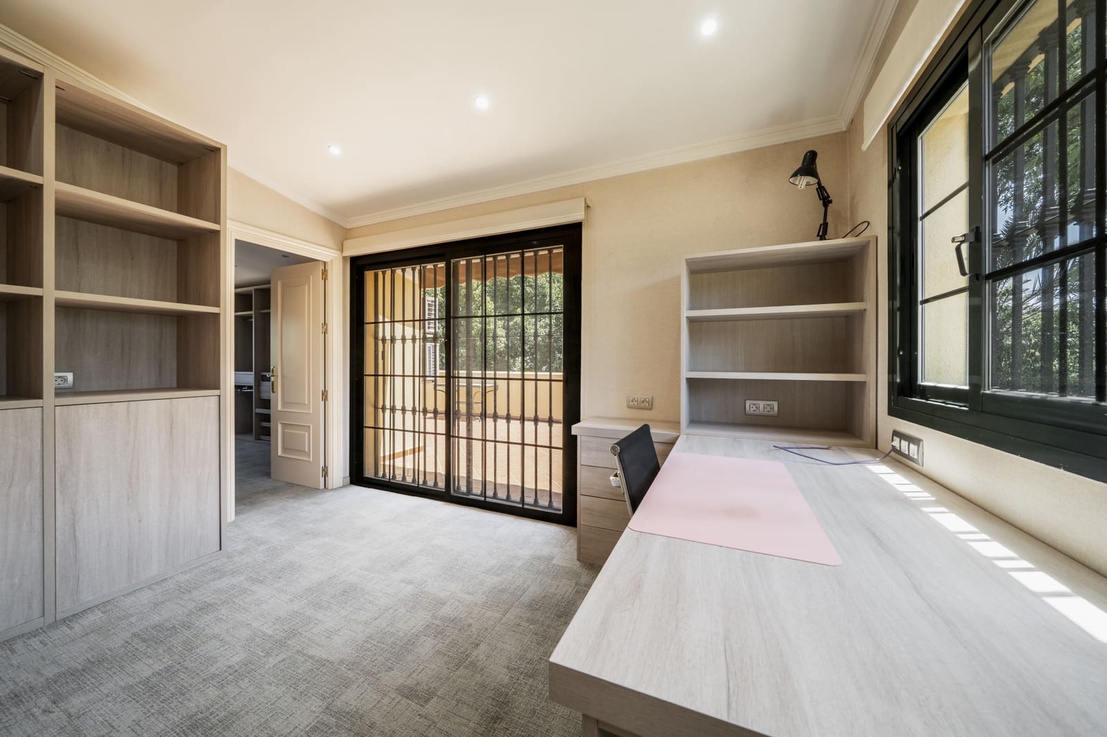 5 soveværelse Villa til leje i Guadalmina med swimmingpool garage - € 12.000 (Ref: 9183340)