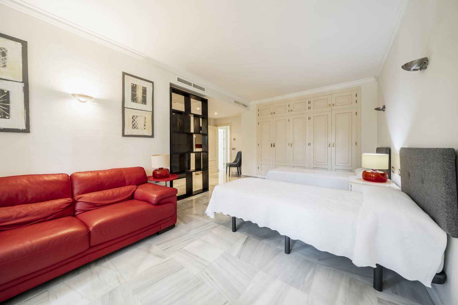 5 soveværelse Villa til leje i Guadalmina med swimmingpool garage - € 12.000 (Ref: 9183340)