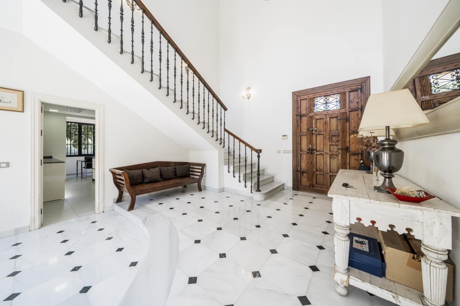 5 soveværelse Villa til leje i Guadalmina med swimmingpool garage - € 12.000 (Ref: 9183340)