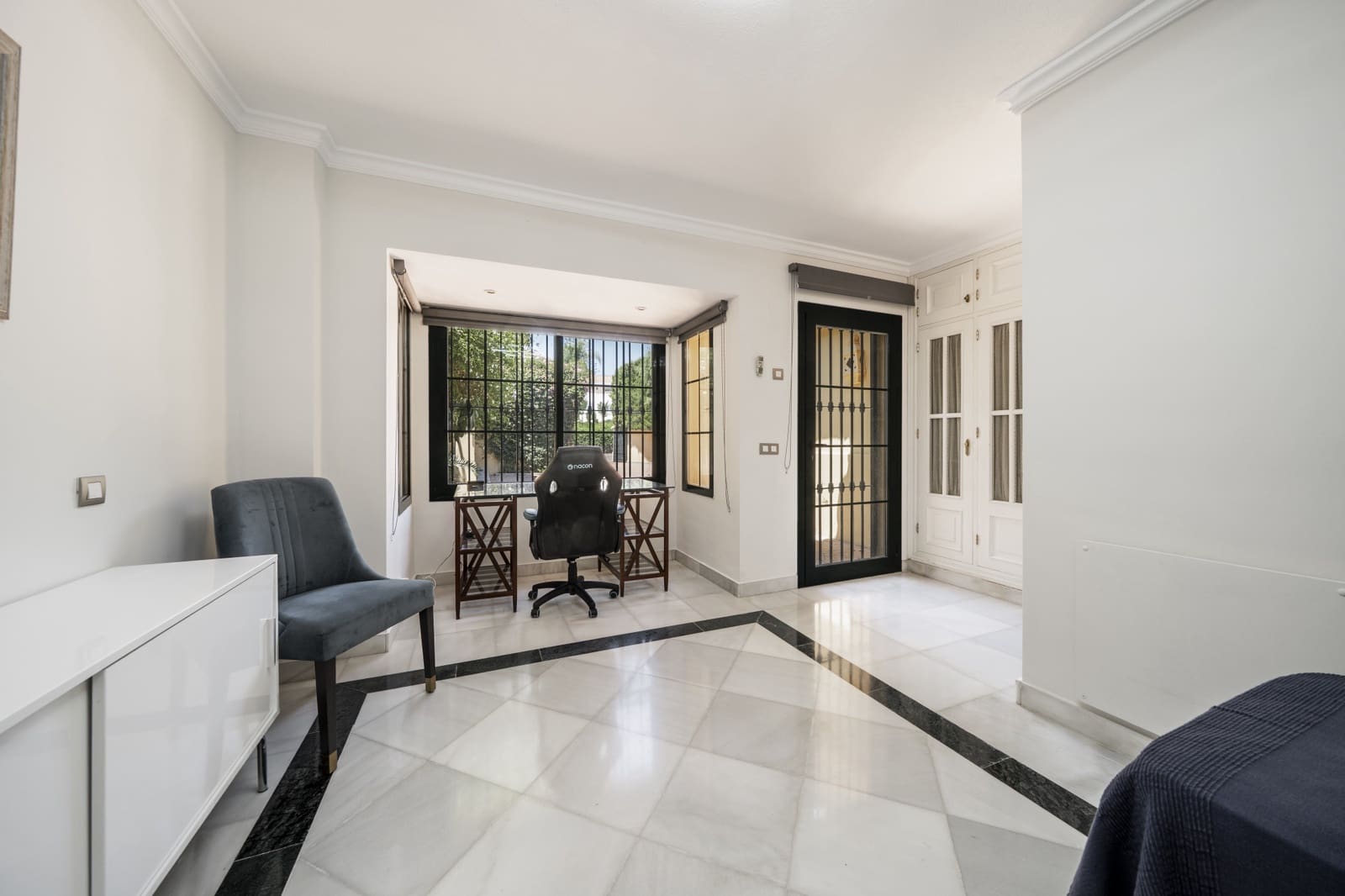 5 soveværelse Villa til leje i Guadalmina med swimmingpool garage - € 12.000 (Ref: 9183340)