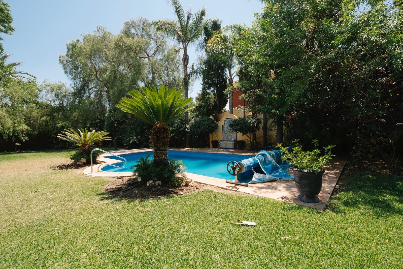 5 soveværelse Villa til leje i Guadalmina med swimmingpool garage - € 12.000 (Ref: 9183340)