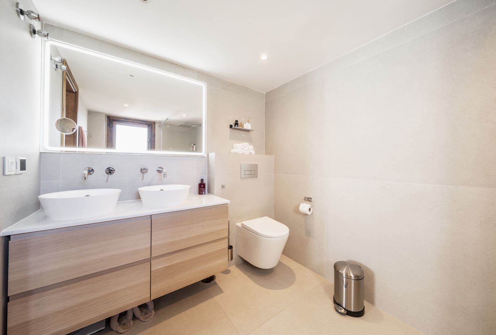 3 Zimmer Apartment zu verkaufen in Nueva Andalucia mit Pool Garage - 765.000 € (Ref: 9192103)