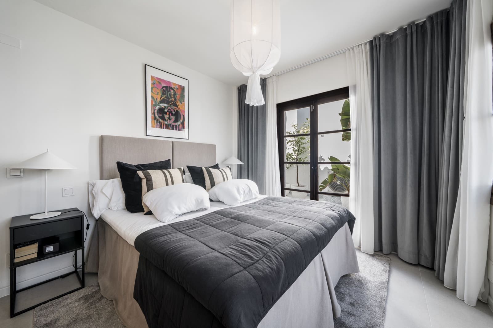 3 Zimmer Apartment zu verkaufen in Nueva Andalucia mit Pool Garage - 765.000 € (Ref: 9192103)