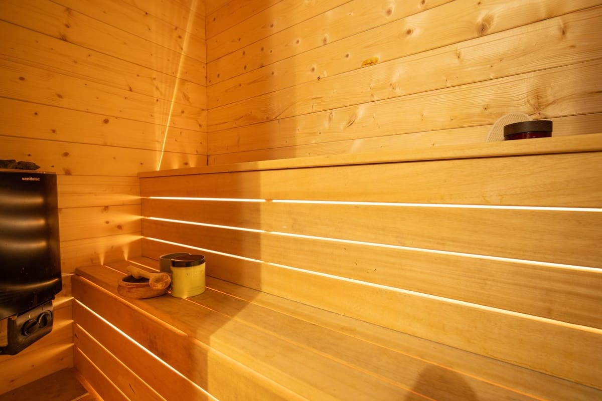 4 soveværelse Byhus til salg i Marbella med swimmingpool garage - € 1.695.000 (Ref: 9251920)