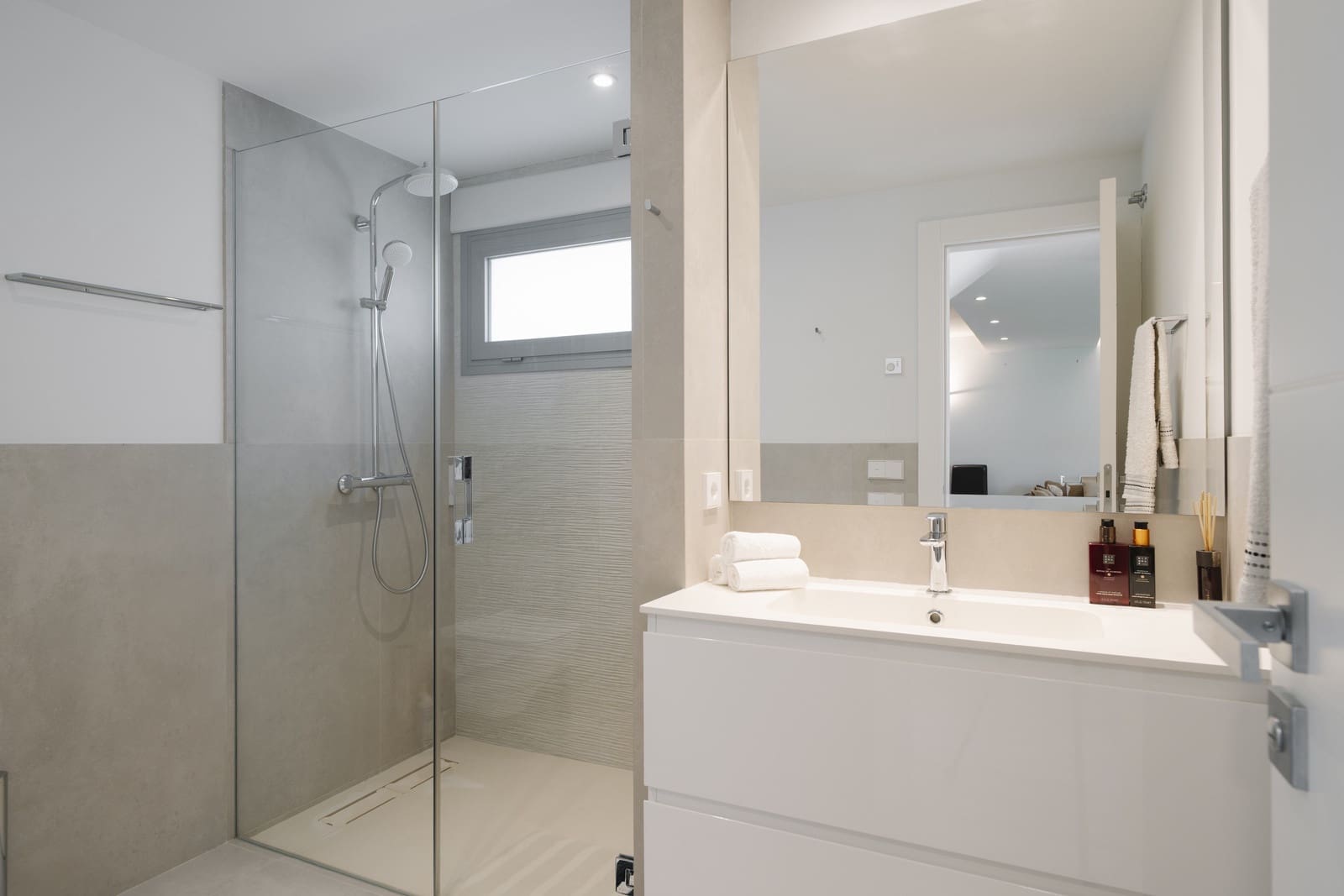 5 chambre Villa/Maison à vendre à Nueva Andalucia avec piscine garage - 3 350 000 € (Ref: 9256822)