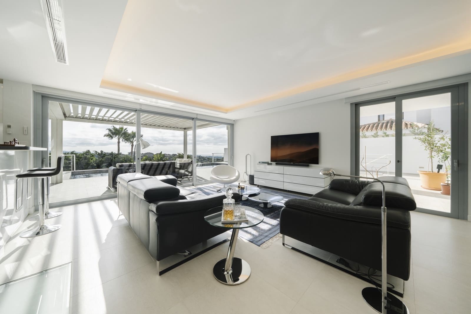 5 chambre Villa/Maison à vendre à Nueva Andalucia avec piscine garage - 3 350 000 € (Ref: 9256822)