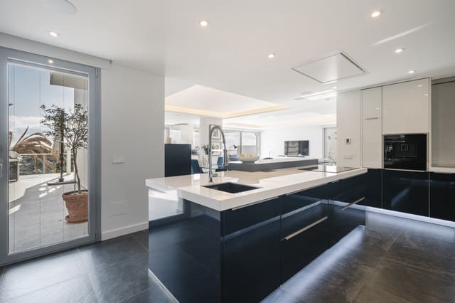 5 chambre Villa/Maison à vendre à Los Naranjos, Marbella avec piscine garage - 3 350 000 € (Ref: 9256822)