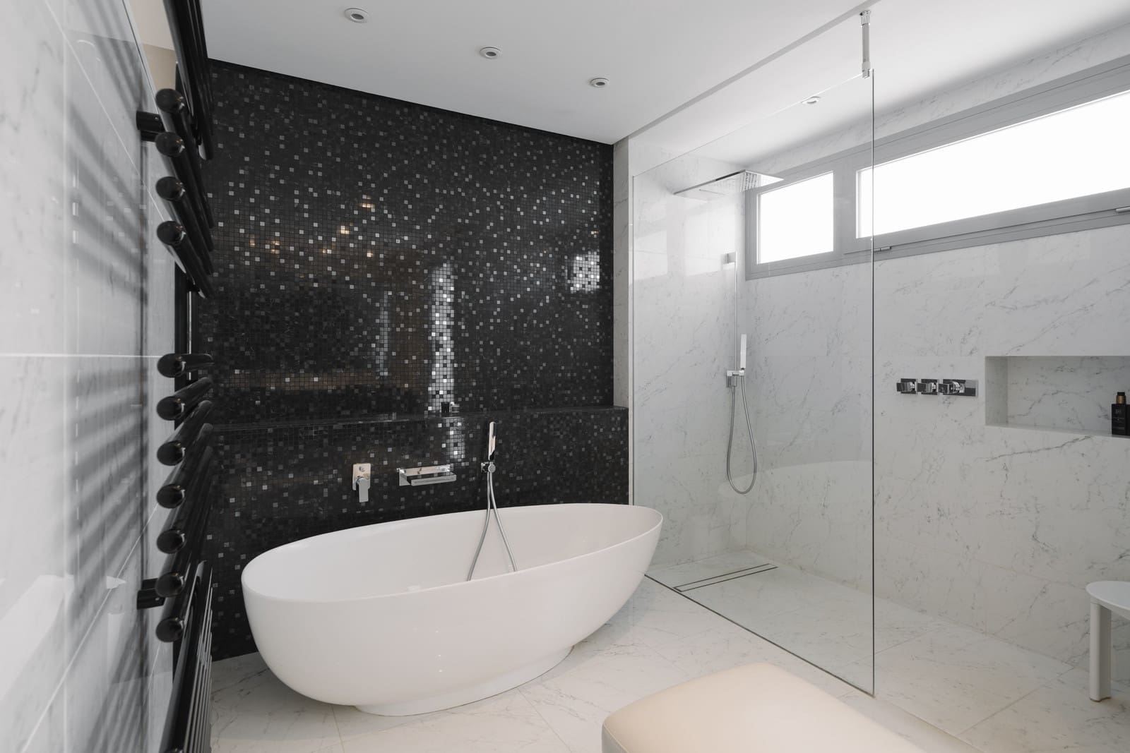 5 chambre Villa/Maison à vendre à Nueva Andalucia avec piscine garage - 3 350 000 € (Ref: 9256822)