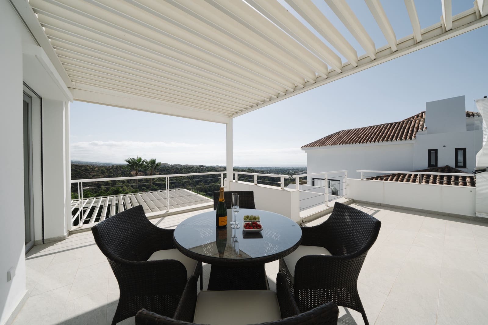 5 chambre Villa/Maison à vendre à Nueva Andalucia avec piscine garage - 3 350 000 € (Ref: 9256822)