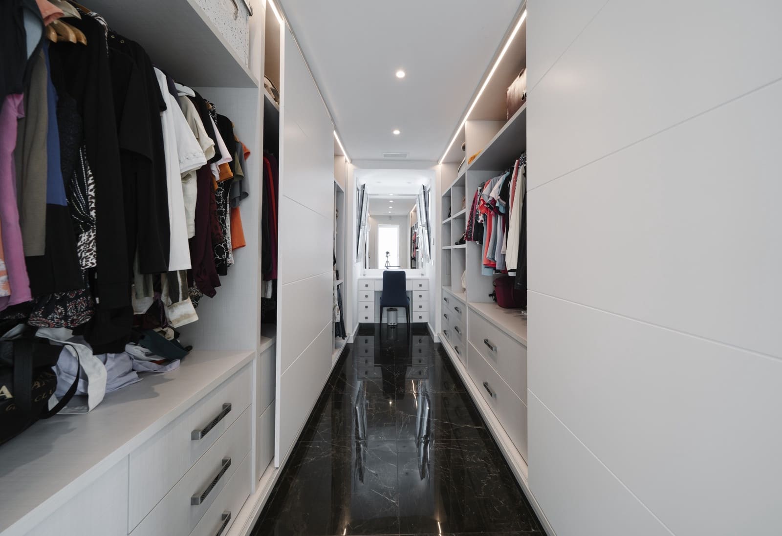 5 chambre Villa/Maison à vendre à Nueva Andalucia avec piscine garage - 3 350 000 € (Ref: 9256822)