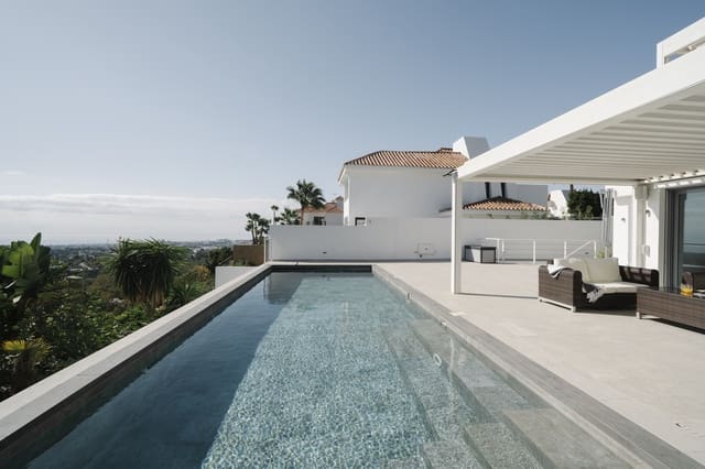5 soveværelse Villa til salg i Nueva Andalucia, Marbella med swimmingpool garage - € 3.350.000 (Ref: 9256822)
