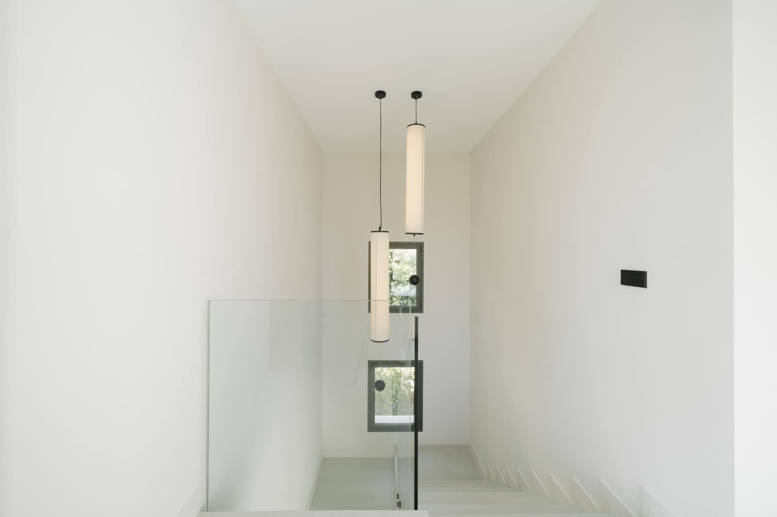 4 sypialnia Willa na sprzedaż w Estepona z basenem garażem - 1 695 000 € (Ref: 9264122)