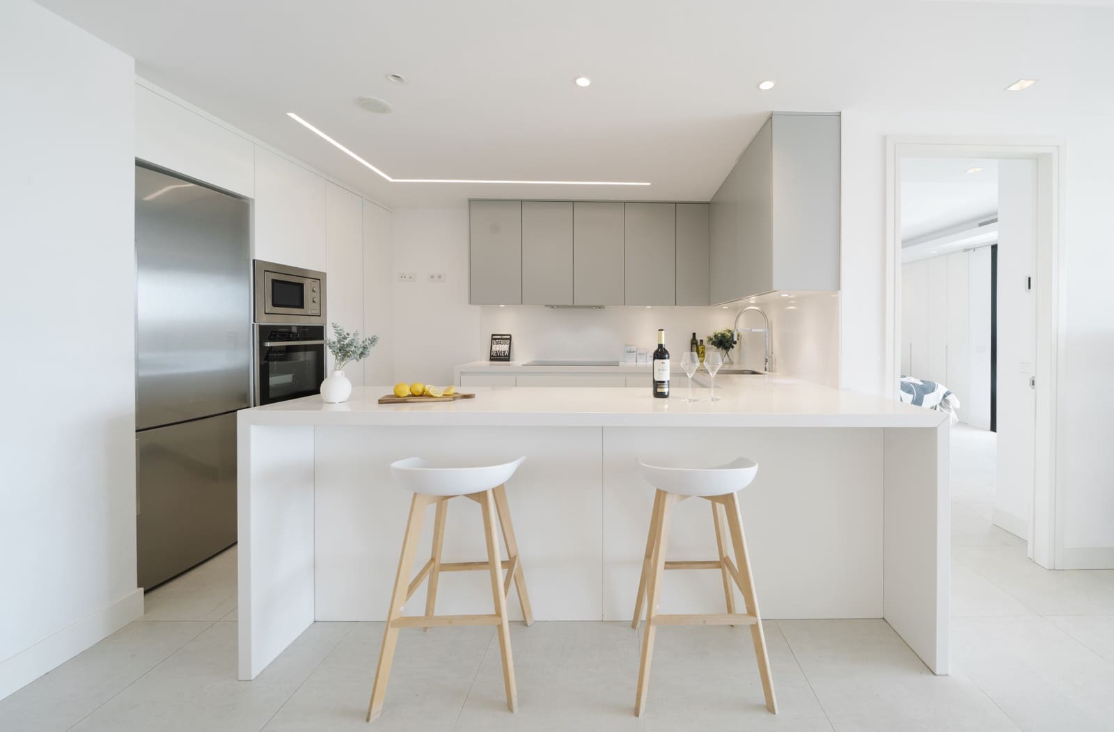 3 soverom Leilighet til salgs i Nueva Andalucia med svømmebasseng garasje - € 949 000 (Ref: 9330239)