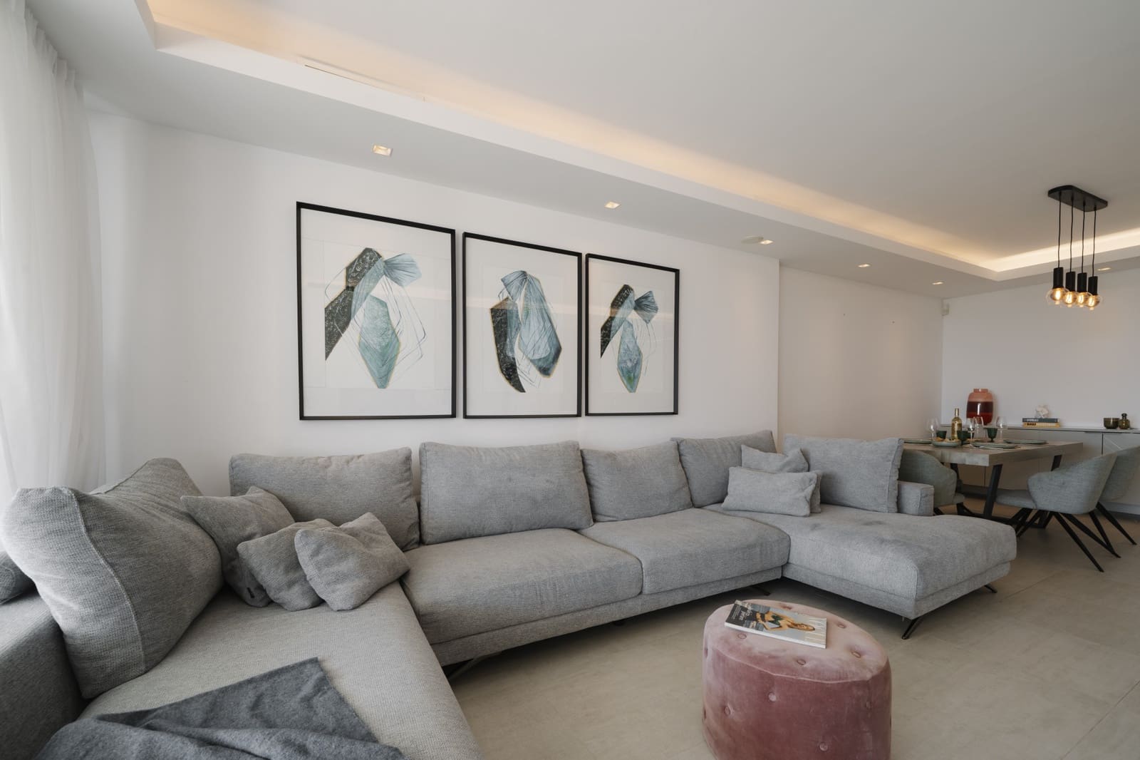 3 soverom Leilighet til salgs i Nueva Andalucia med svømmebasseng garasje - € 949 000 (Ref: 9330239)