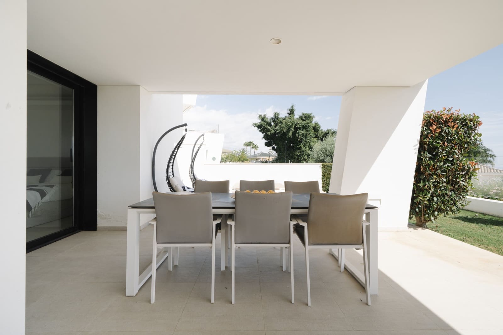 3 soverom Leilighet til salgs i Nueva Andalucia med svømmebasseng garasje - € 949 000 (Ref: 9330239)