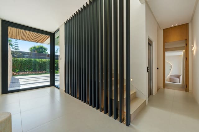 6 soverom Villa til salgs i Aloha Golf, Marbella med svømmebasseng garasje - € 8 650 000 (Ref: 9349130)