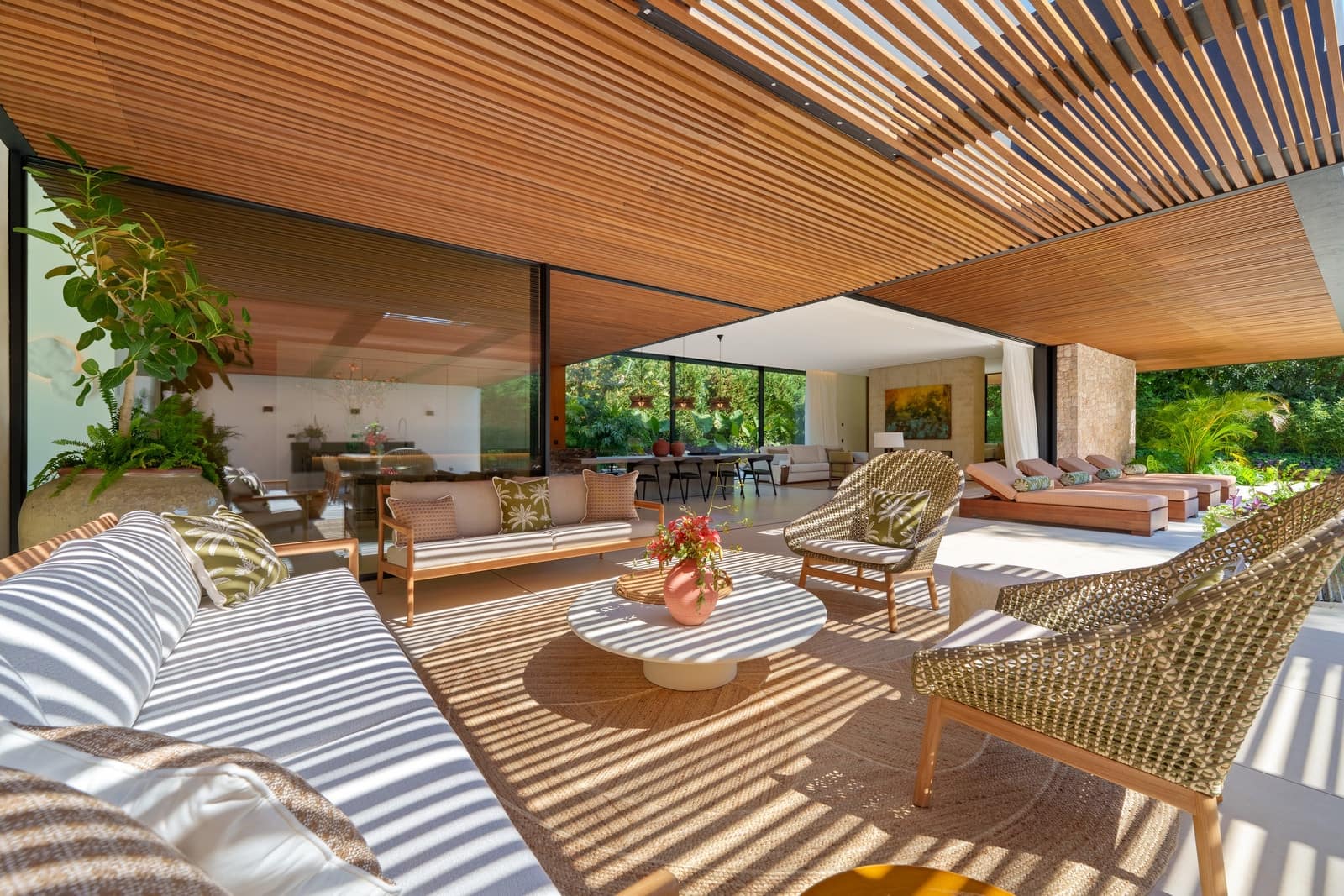 6 soverom Villa til salgs i Marbella med svømmebasseng garasje - € 8 650 000 (Ref: 9349130)