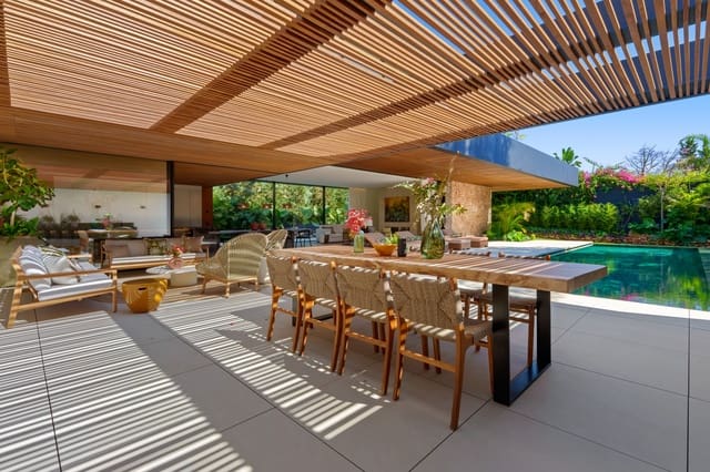 6 soverom Villa til salgs i Aloha Golf, Marbella med svømmebasseng garasje - € 8 650 000 (Ref: 9349130)