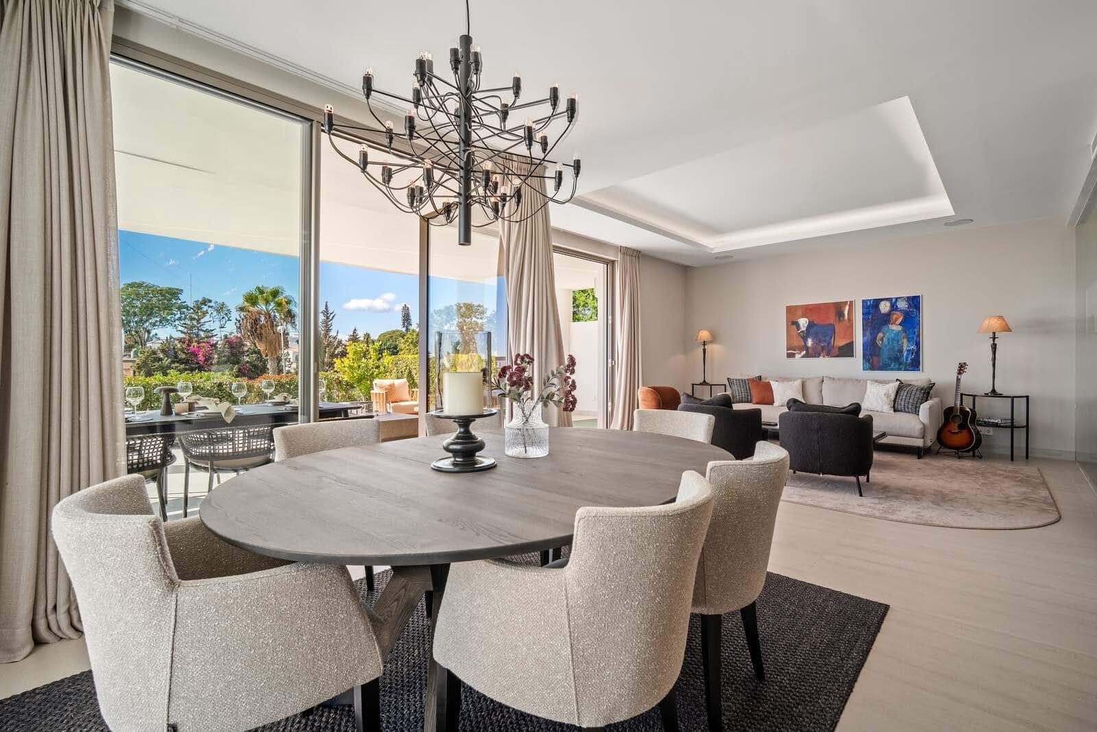 4 sovrum Semi-fristående Villa till salu i Marbella med pool garage - 4 450 000 € (Ref: 9375034)