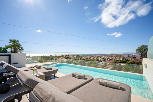 4 slaapkamer Halfvrijstaande villa te koop in Las Brisas, Marbella met zwembad garage - € 4.450.000 (Ref: 9375034)