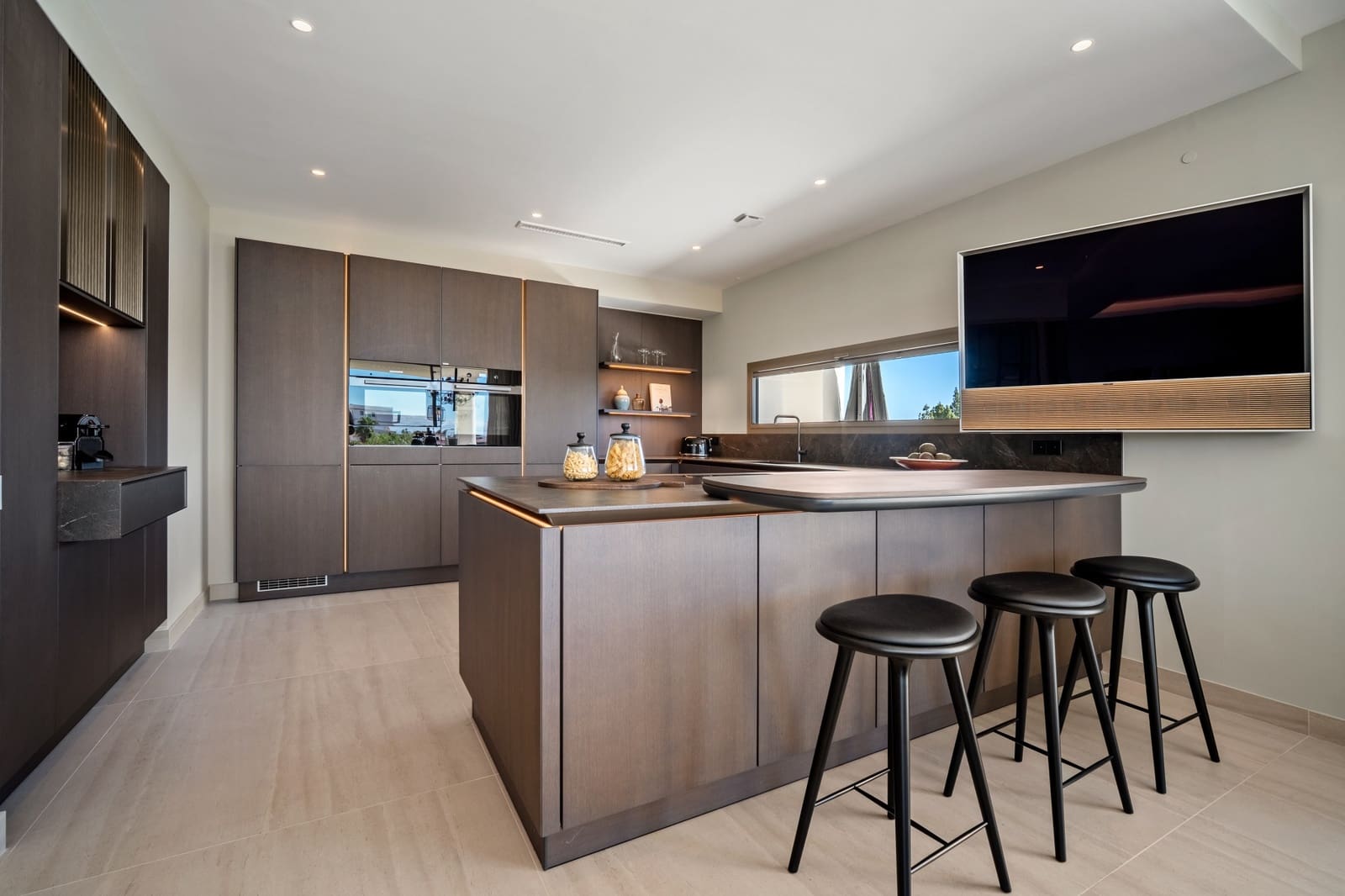 4 sovrum Semi-fristående Villa till salu i Marbella med pool garage - 4 450 000 € (Ref: 9375034)